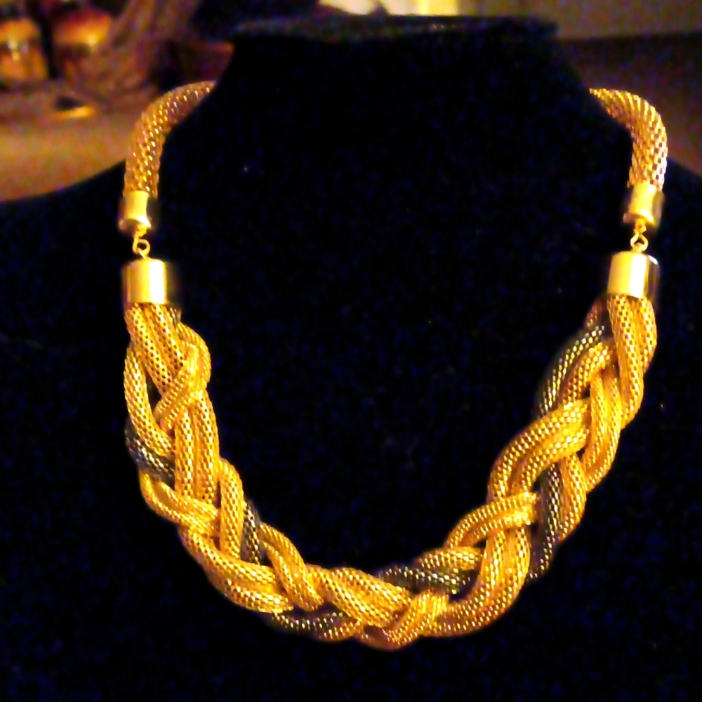 TWO TONE MESH NECKLACE